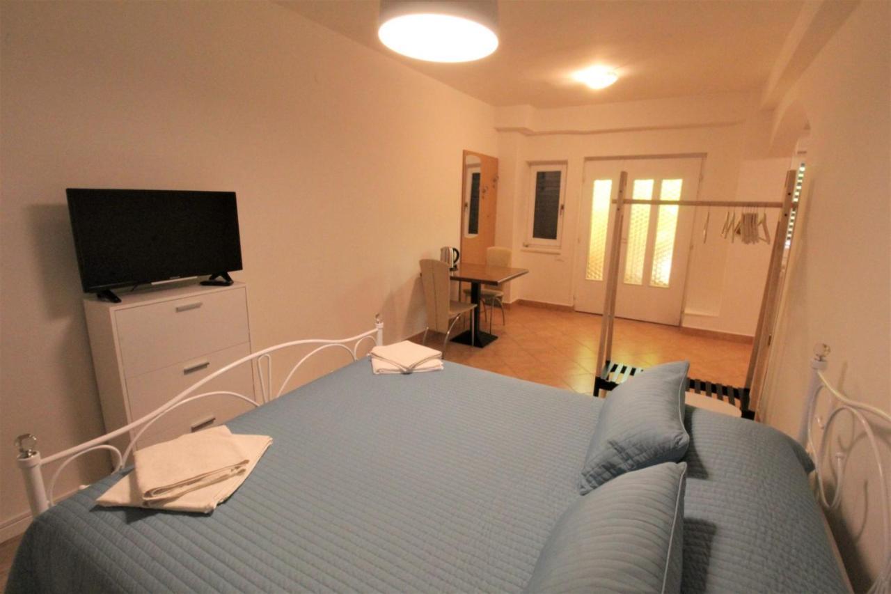 Apartment Orietta Savudrija Bagian luar foto